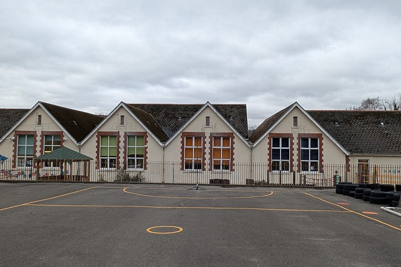 primary school building and car park